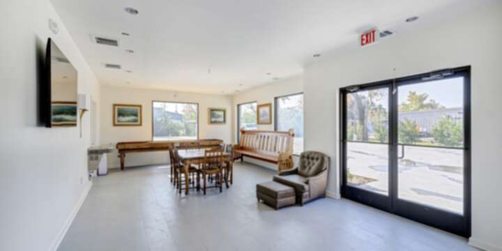 Lounge and game room at Ridgeback RV